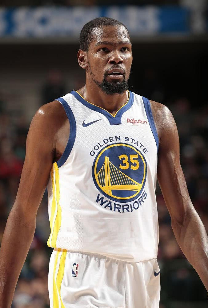 一方面是他 一方面是他