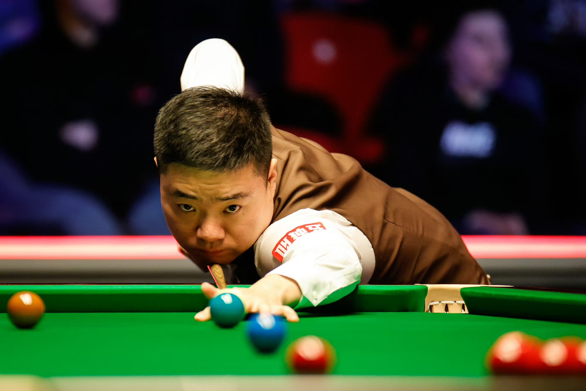 对手完全跟 对手完全跟